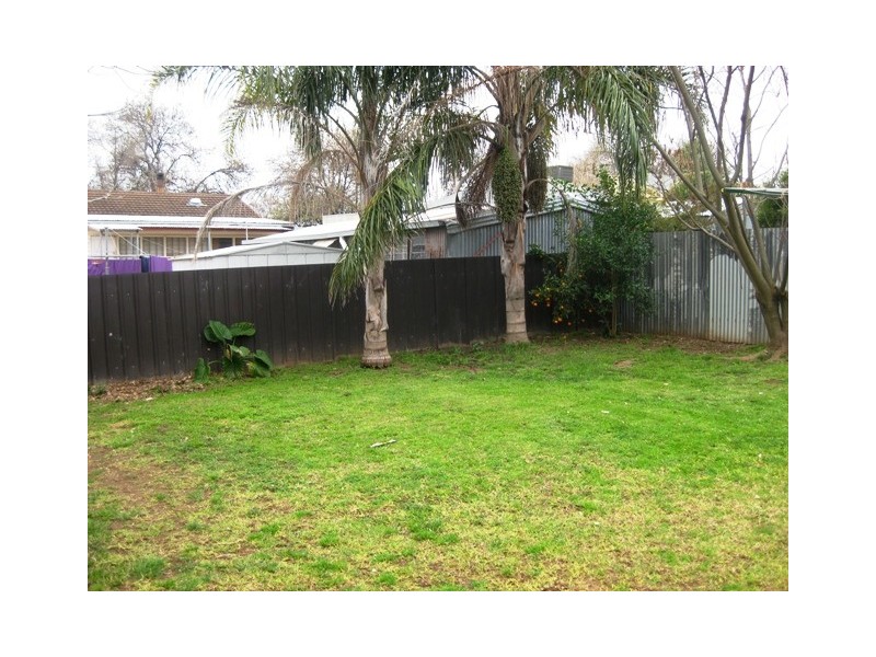 13 Ceduna Street, Wagga Wagga NSW 2650