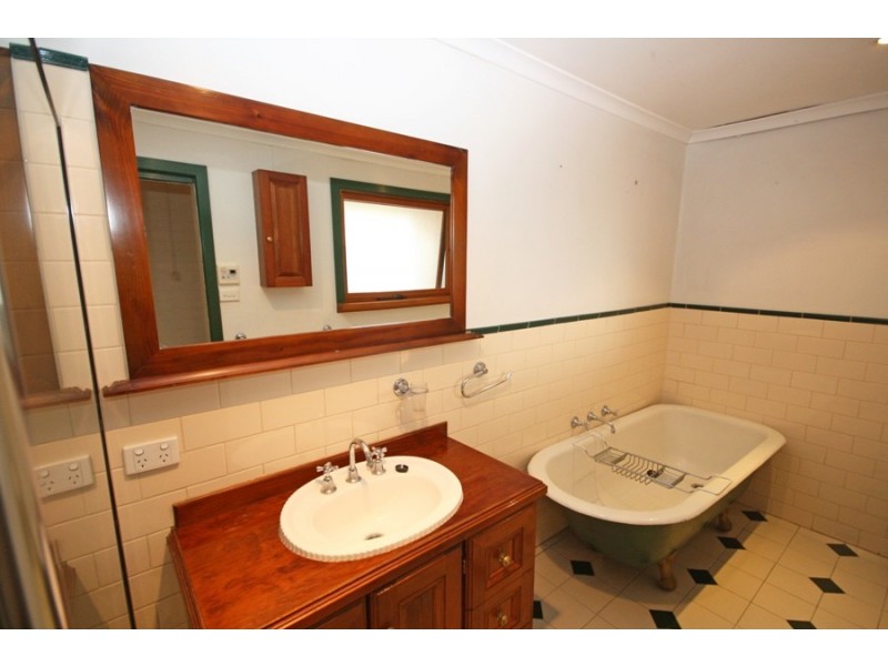 58 Best Street, Wagga Wagga NSW 2650