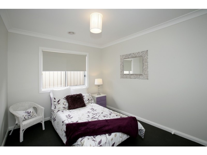 19 Kaloona Drive, Wagga Wagga NSW 2650