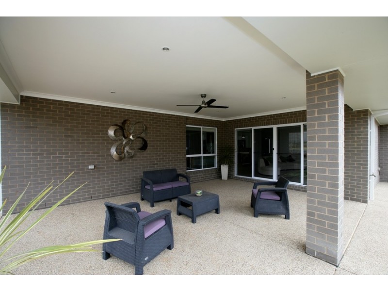 19 Kaloona Drive, Wagga Wagga NSW 2650
