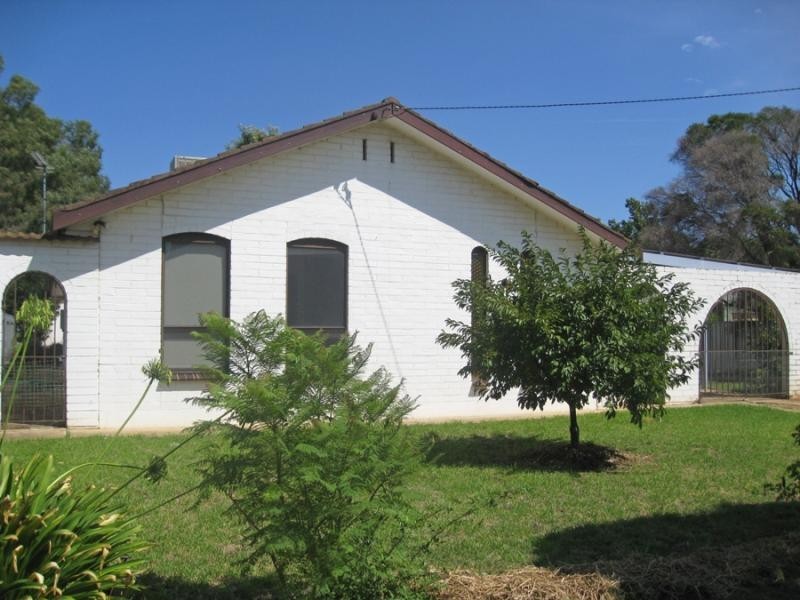 10 Veale Street, Wagga Wagga NSW 2650
