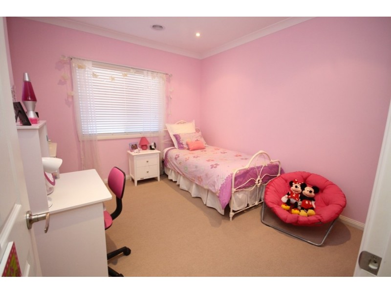 5 Cumberland Court, Wagga Wagga NSW 2650