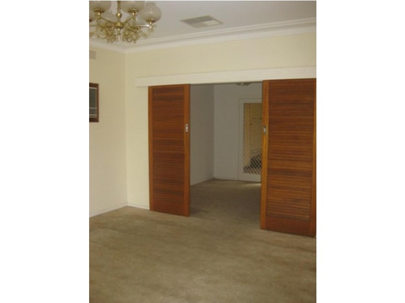 72 Warrawong Street, Wagga Wagga NSW 2650