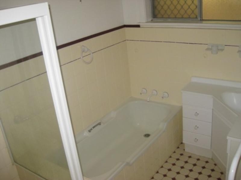 72 Warrawong Street, Wagga Wagga NSW 2650