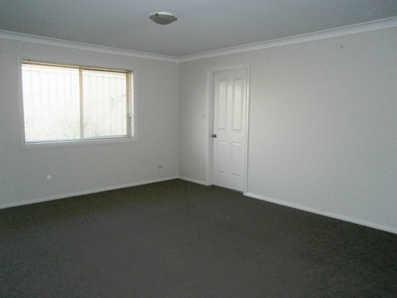 2/31 Barrima Drive, Wagga Wagga NSW 2650