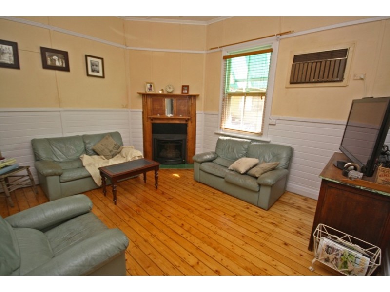 26 Broad Street, Wagga Wagga NSW 2650