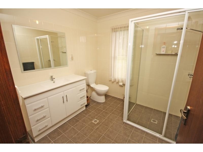 28 Banks Avenue, Wagga Wagga NSW 2650