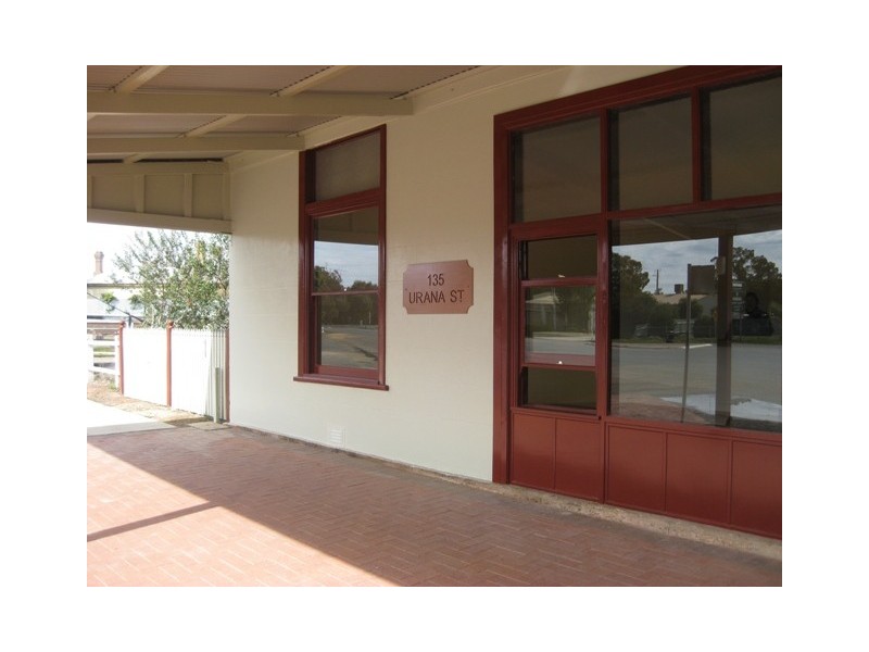 135 Urana St, The Rock NSW 2655