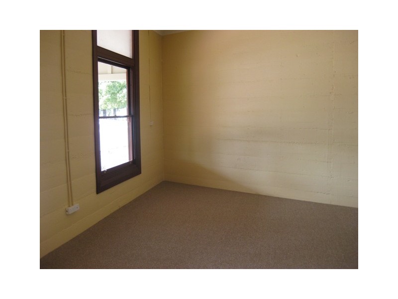 135 Urana St, The Rock NSW 2655