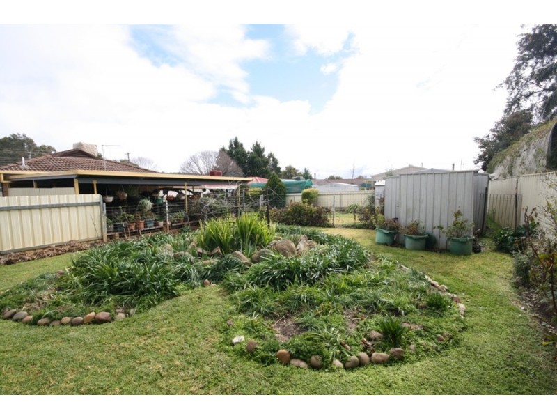 8 Swan Street, Wagga Wagga NSW 2650