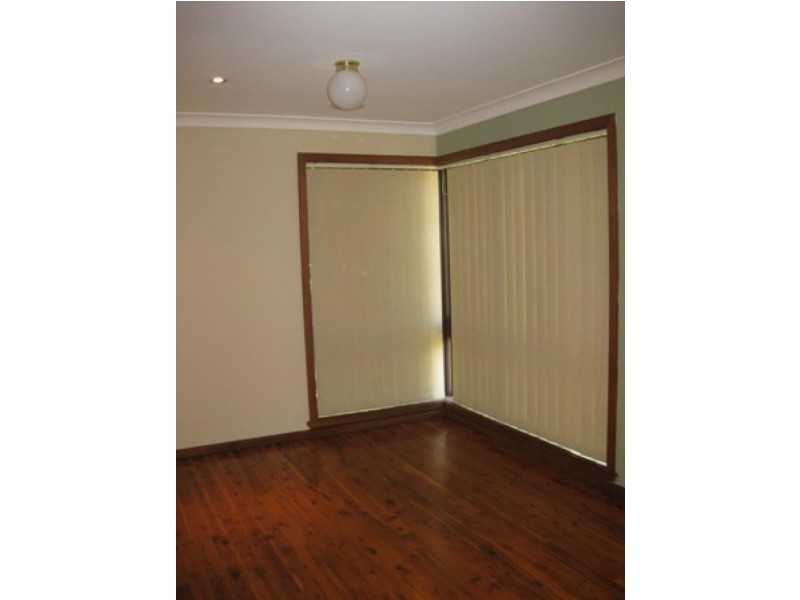 2 Alldis Place, Kooringal NSW 2650