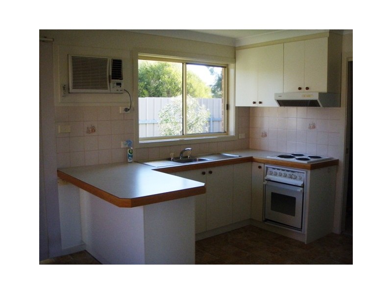 2/24 Otama Street, Wagga Wagga NSW 2650