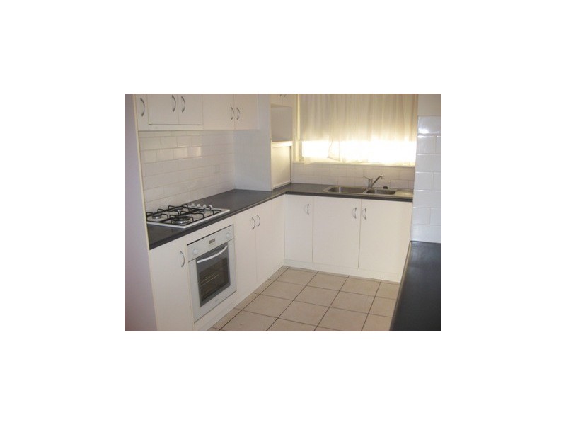 11A White Avenue, Kooringal NSW 2650