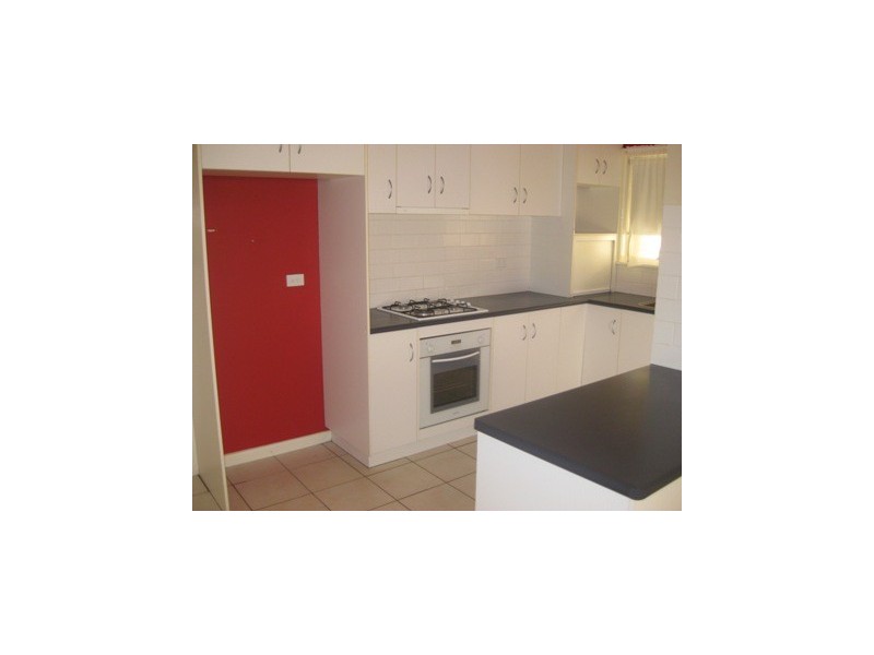 11A White Avenue, Kooringal NSW 2650