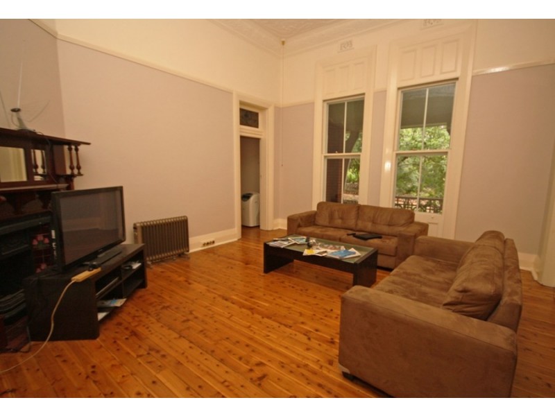 60 Gurwood Street, Wagga Wagga NSW 2650