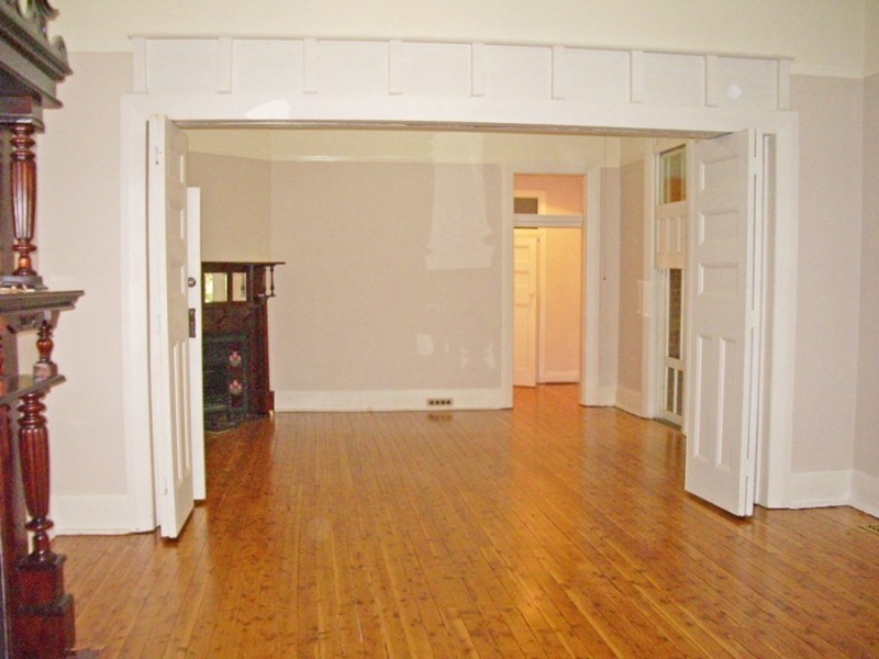 60 Gurwood Street, Wagga Wagga NSW 2650