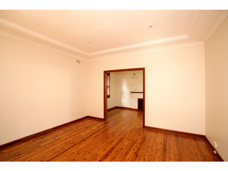 24 Heydon Avenue, Wagga Wagga NSW 2650