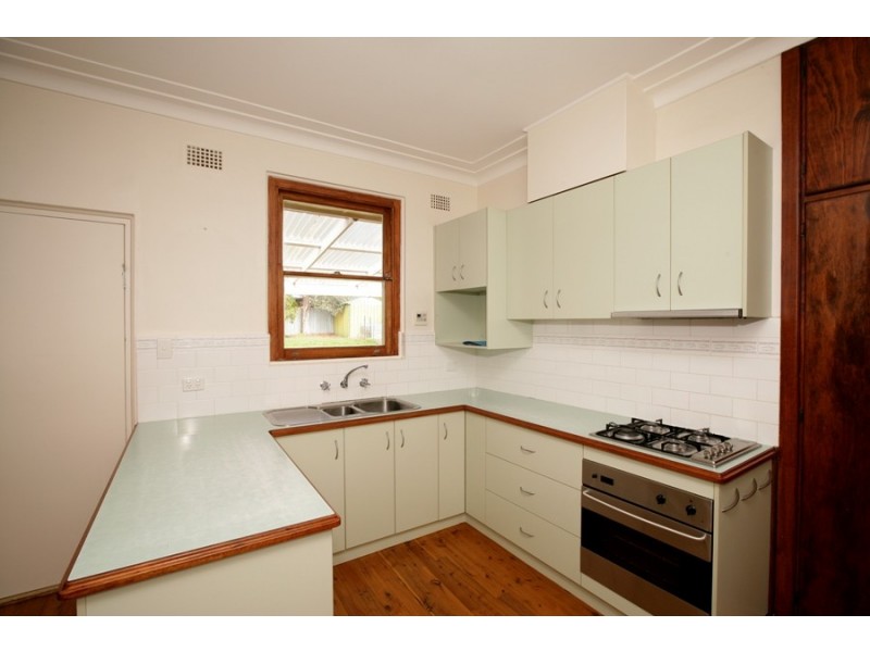 24 Heydon Avenue, Wagga Wagga NSW 2650