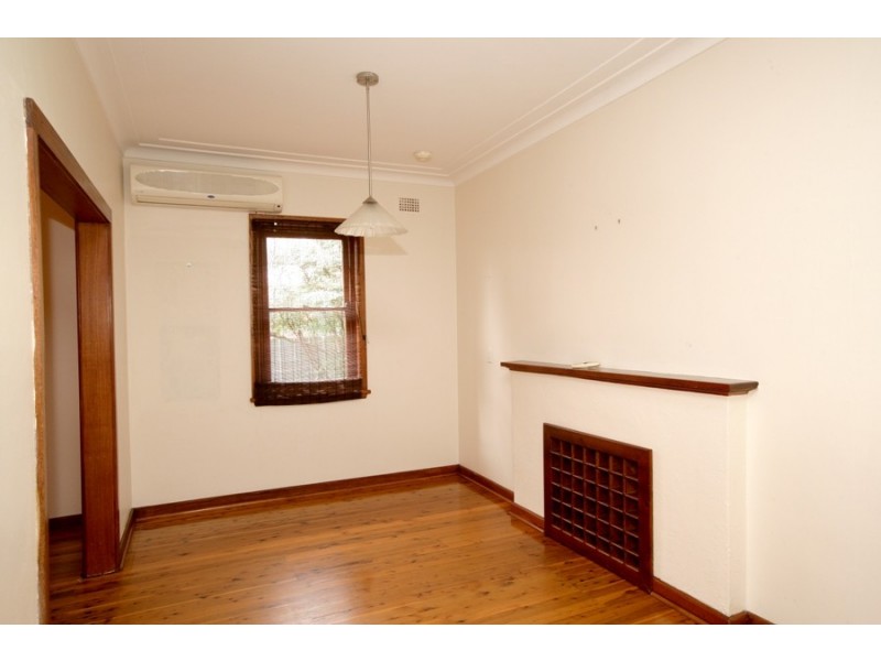 24 Heydon Avenue, Wagga Wagga NSW 2650