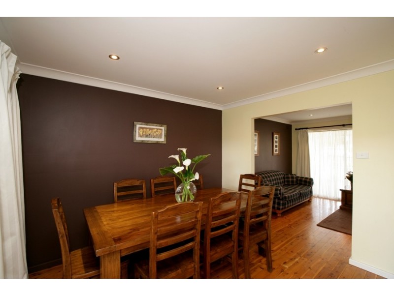 47 Nixon Crescent, Wagga Wagga NSW 2650