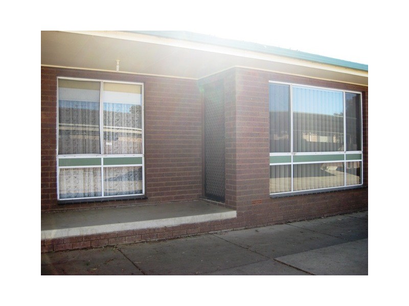 2/18 Bulolo Street, Wagga Wagga NSW 2650