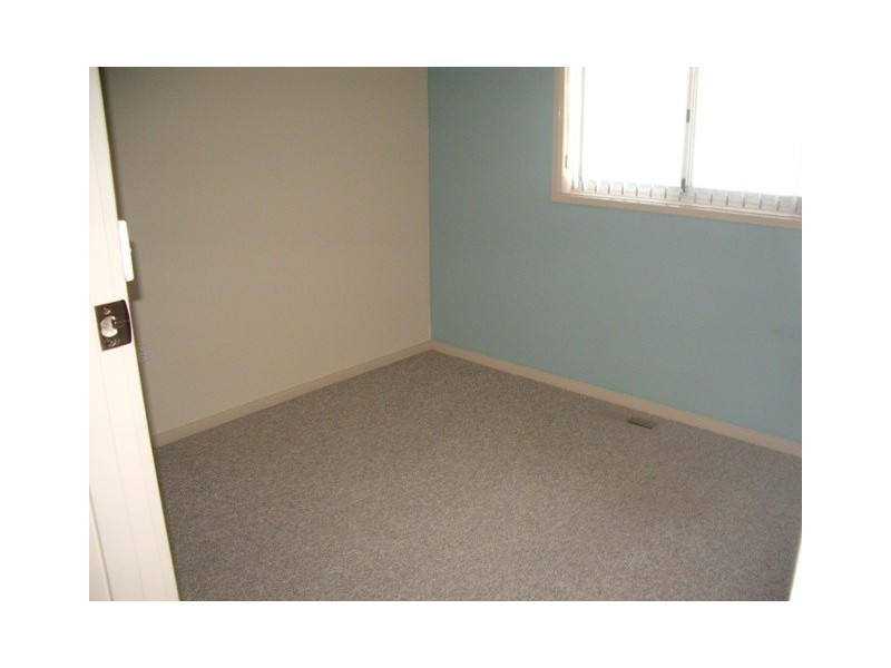 2 Waratah St, Wagga Wagga NSW 2650