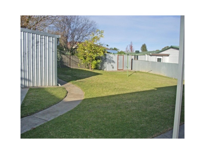 2 Waratah St, Wagga Wagga NSW 2650