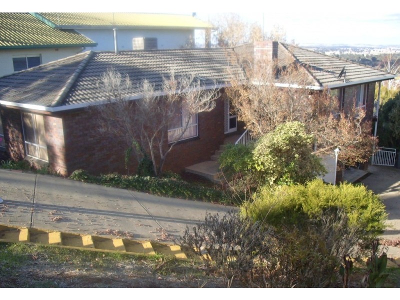 13 Bellevue Parade, Wagga Wagga NSW 2650