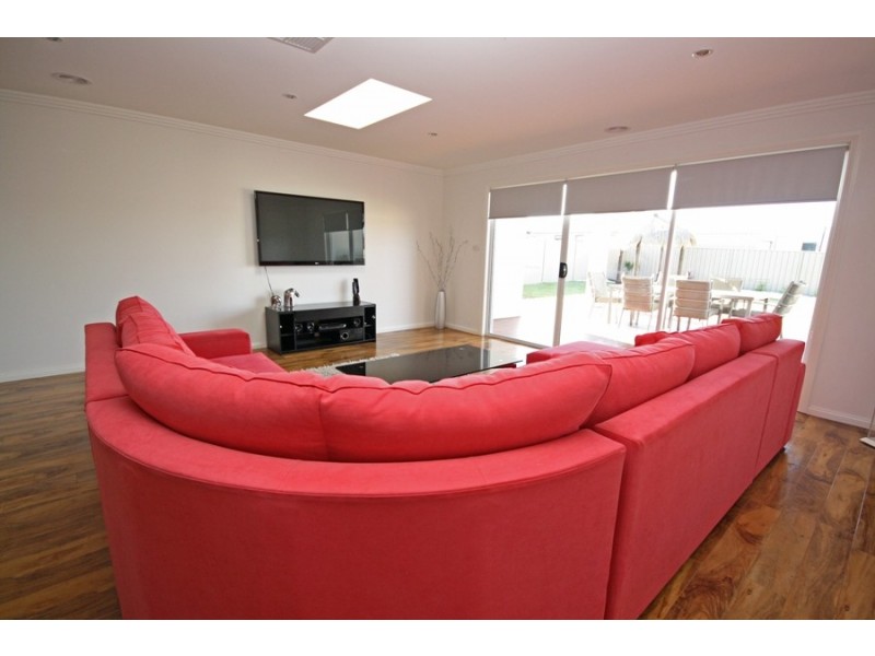 10 Mima Street, Wagga Wagga NSW 2650