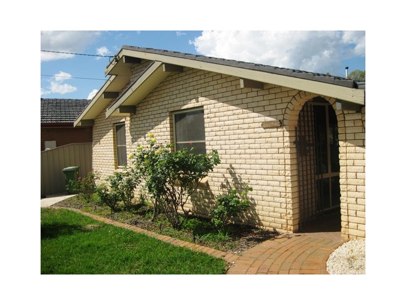 5 Grace Avenue, Wagga Wagga NSW 2650