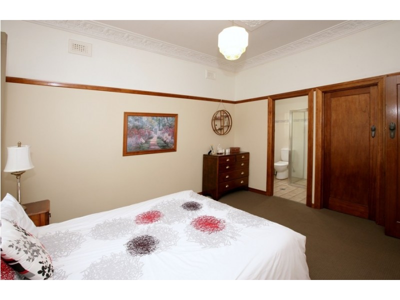 14 Richard Street, Wagga Wagga NSW 2650