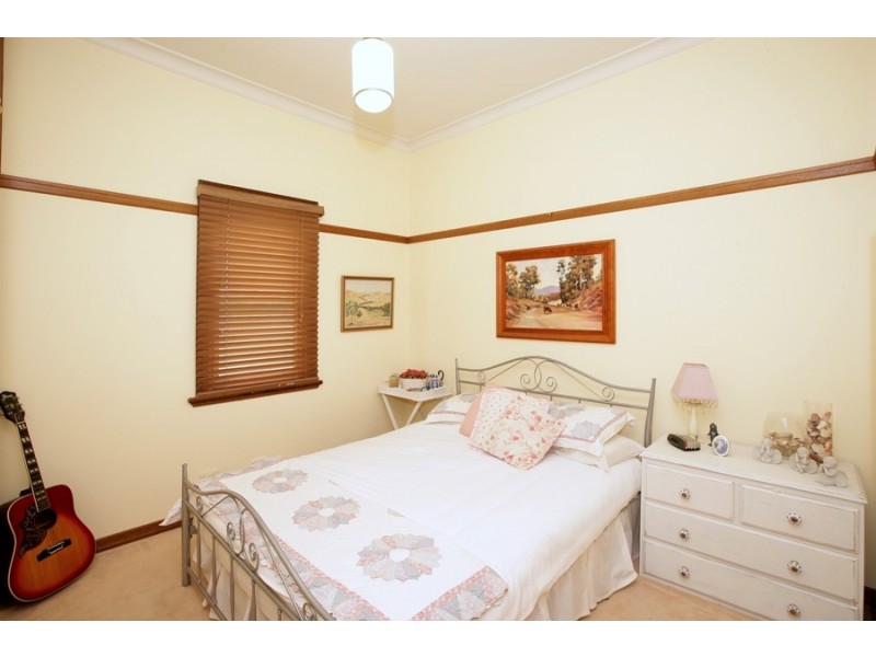 14 Richard Street, Wagga Wagga NSW 2650