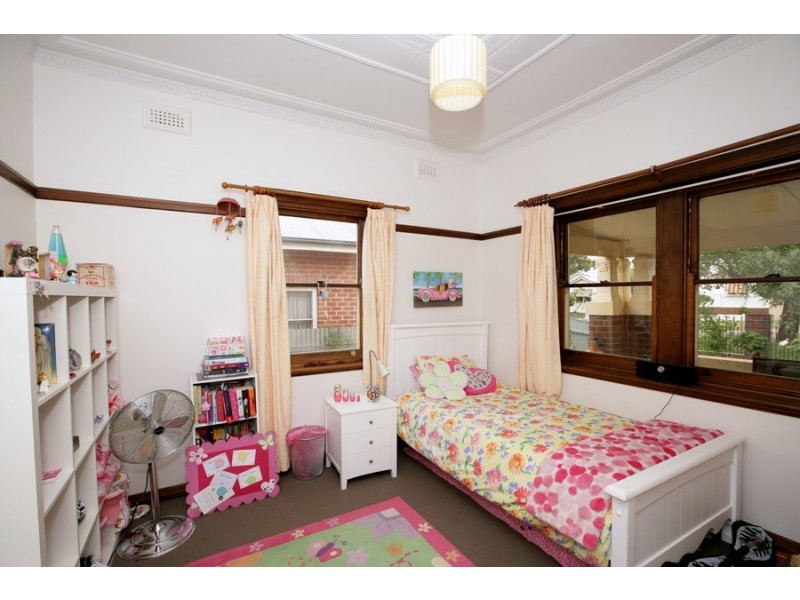 14 Richard Street, Wagga Wagga NSW 2650