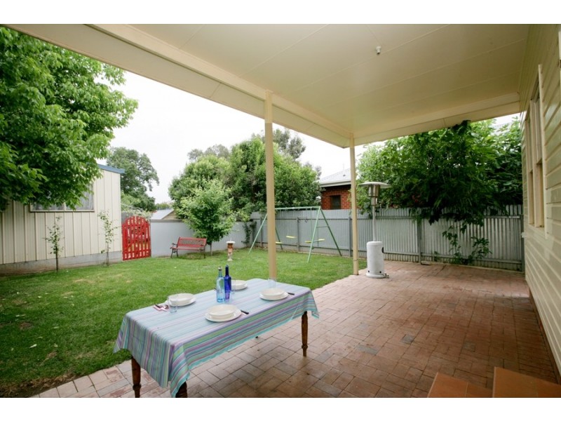 14 Richard Street, Wagga Wagga NSW 2650
