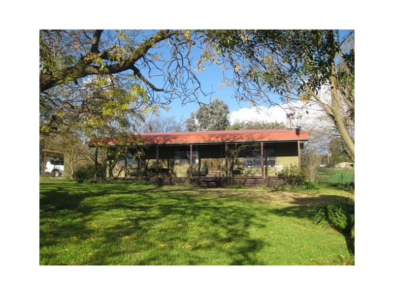 9292 Tumbarumba Rd, Wagga Wagga NSW 2650