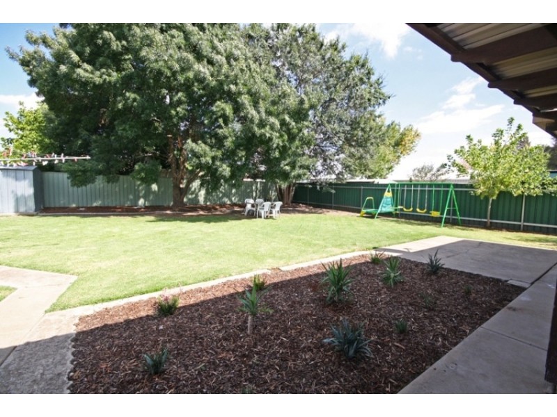 16 Goborra Street, Wagga Wagga NSW 2650