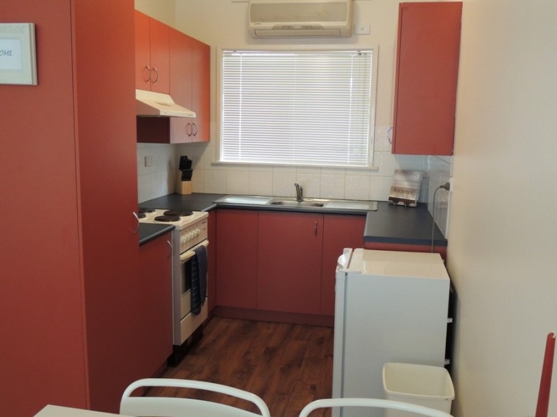 1/5 Wilson Street, Kooringal NSW 2650