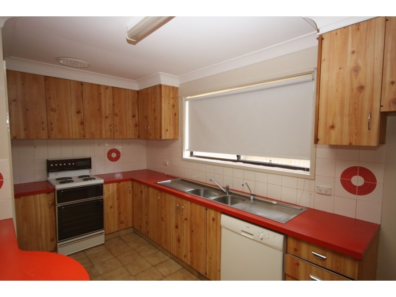 23 Kilpatrick Street, Wagga Wagga NSW 2650