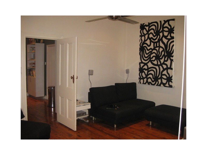 4 Bolton Street, Wagga Wagga NSW 2650