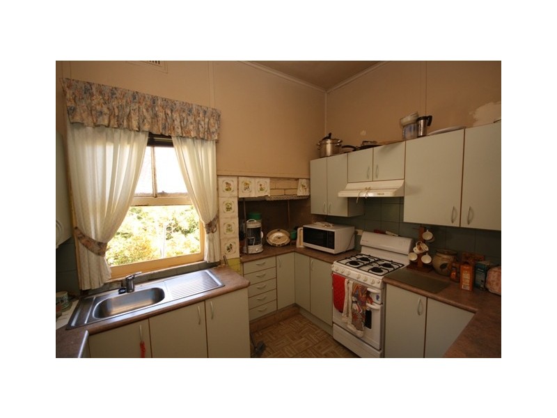 34 Lindsay Street, Wagga Wagga NSW 2650