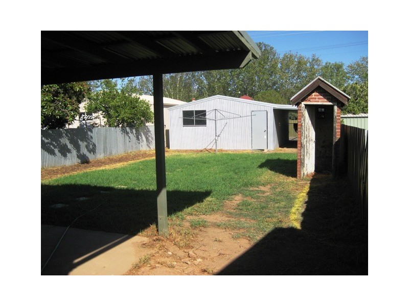 58 Peter Street, Wagga Wagga NSW 2650