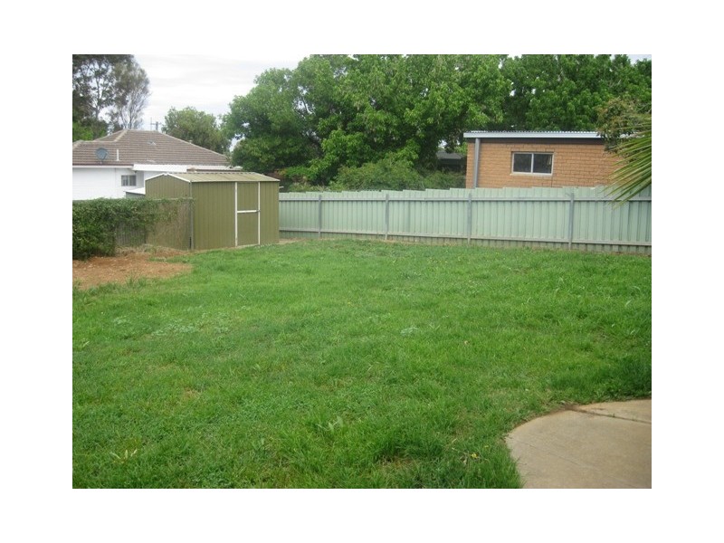10 Fairbairn Crescent, Wagga Wagga NSW 2650