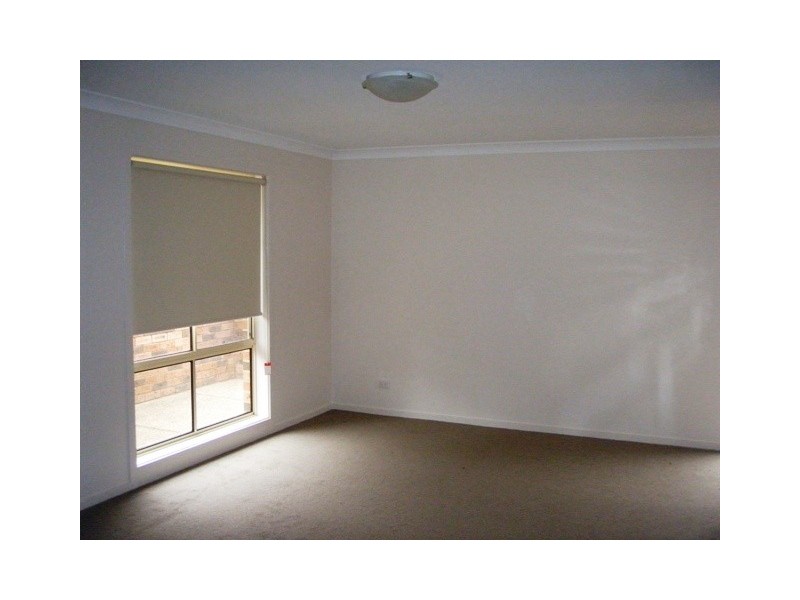 1/12 Kilpatrick St, Wagga Wagga NSW 2650