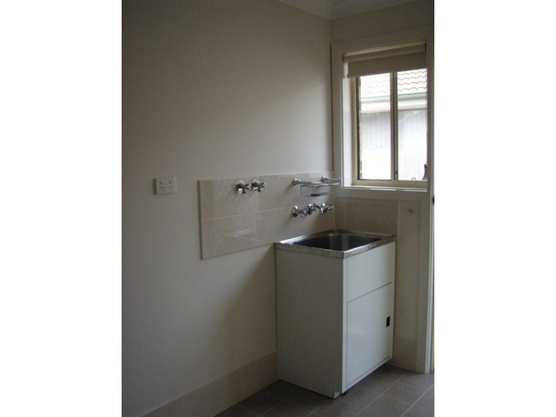 1/12 Kilpatrick St, Wagga Wagga NSW 2650