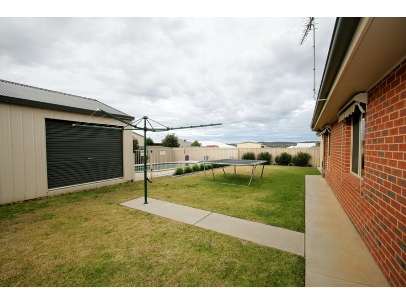 16 Mima Street, Wagga Wagga NSW 2650