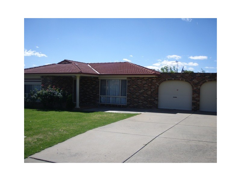 106 Dalman Parkway, Wagga Wagga NSW 2650