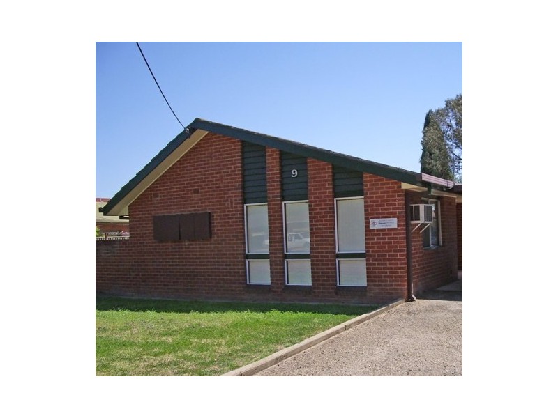3/9 Lampe Av, Wagga Wagga NSW 2650