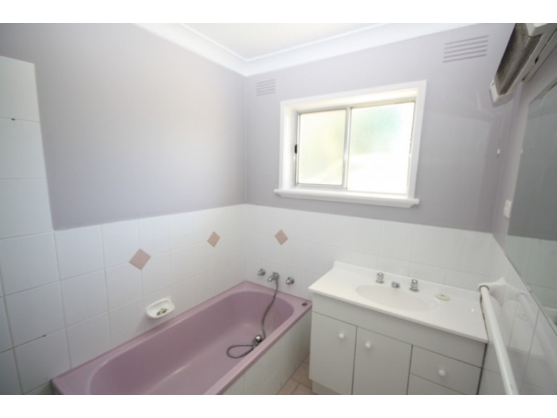 277 Bourke Street, Tolland NSW 2650