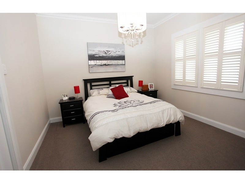 32 Albury Street, Wagga Wagga NSW 2650