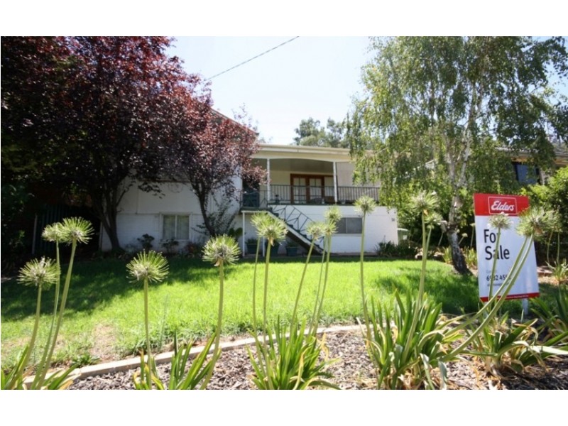 30 Warrawong Street, Kooringal NSW 2650